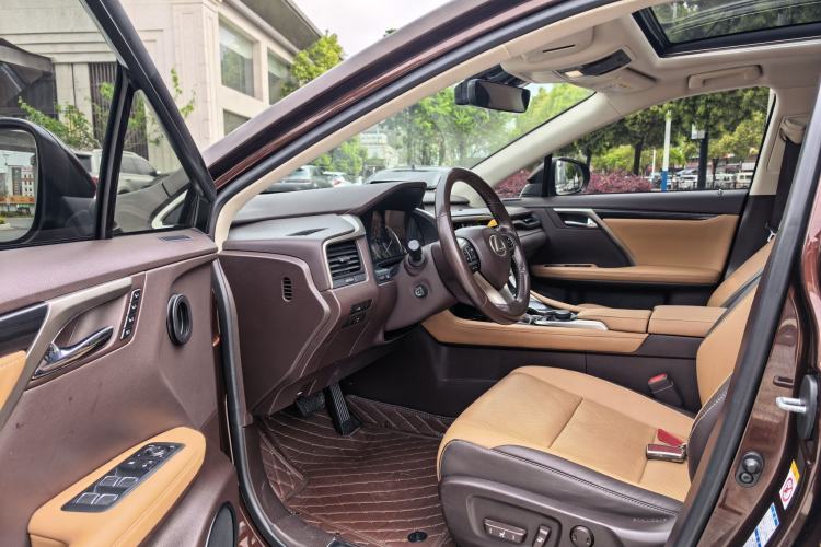Used Lexus RX 2016 300 4x4 Elegant Edition China V-standard Interior 3
