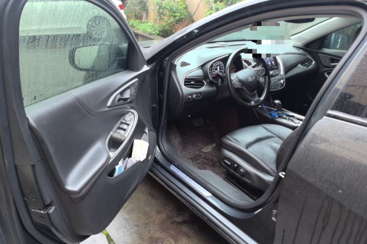 Used Chevrolet Malibu XL 2019 Redline 550T Automatic Smart Edition Driver Seat