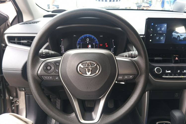 Used Toyota FRONTLANDER 2024 2.0L CVT Elite Edition
