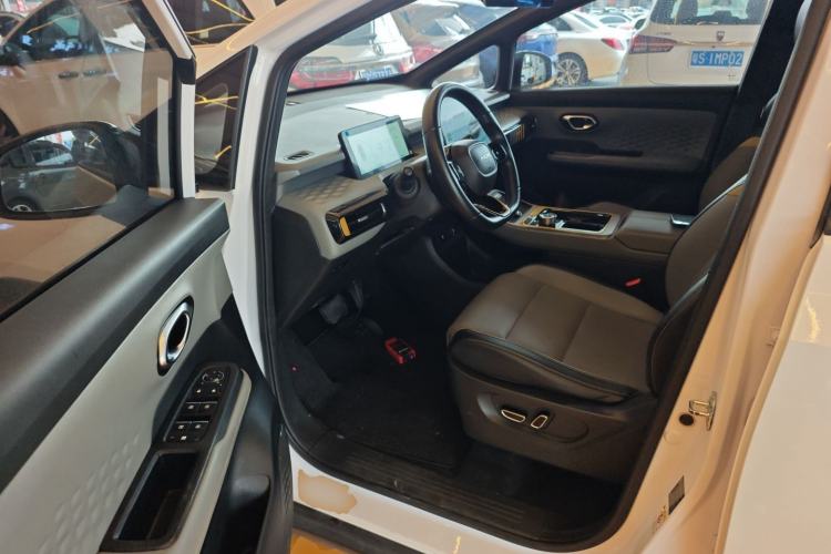 Used AION Y 2022 70 Intelligent Edition Lithium Iron Phosphate
