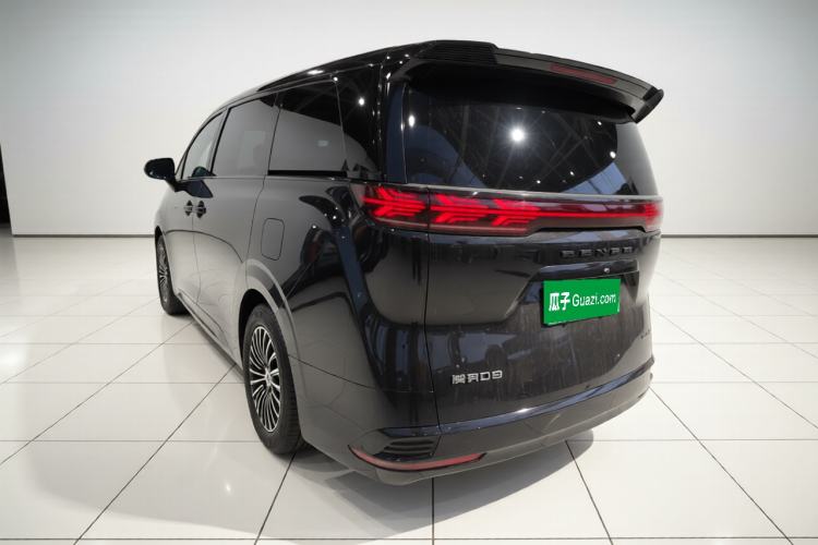 Used Denza D9 2024 DM-i 980 Four-Wheel Drive Prestige Model
