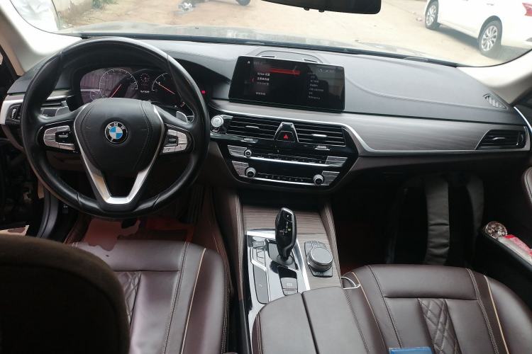 Used BMW 5 Series 2019 530Li Leading Model Luxury Package
