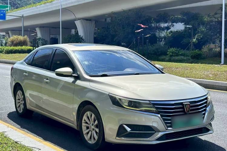 Used Roewe i6 New Energy 2017 45T Hybrid Connect & Smart Enjoyment Edition