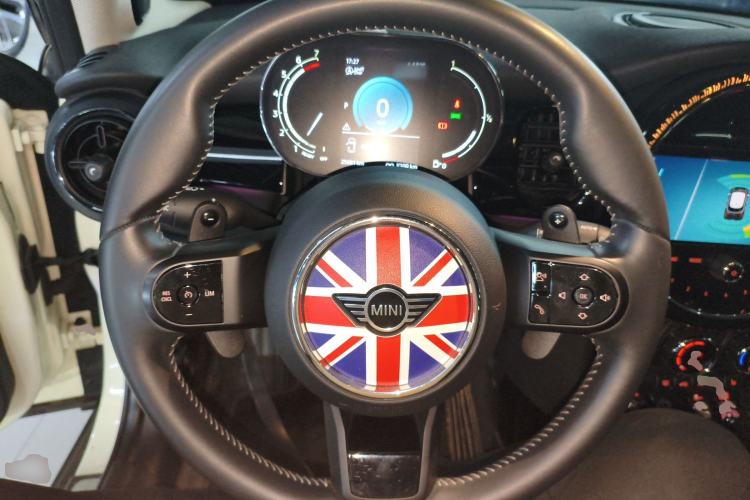 Used MINI MINI 2023 2.0T COOPER S Artist Five-Door Edition