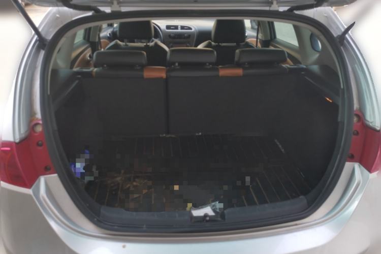 Used Seat LEON 2012 1.8TSI FR+ Trunk