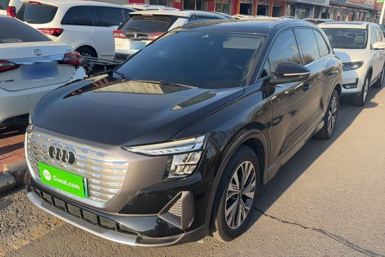 Used Audi Q5 e-tron 2023 40 e-tron Shining Edition Brocade Suit Exterior 1