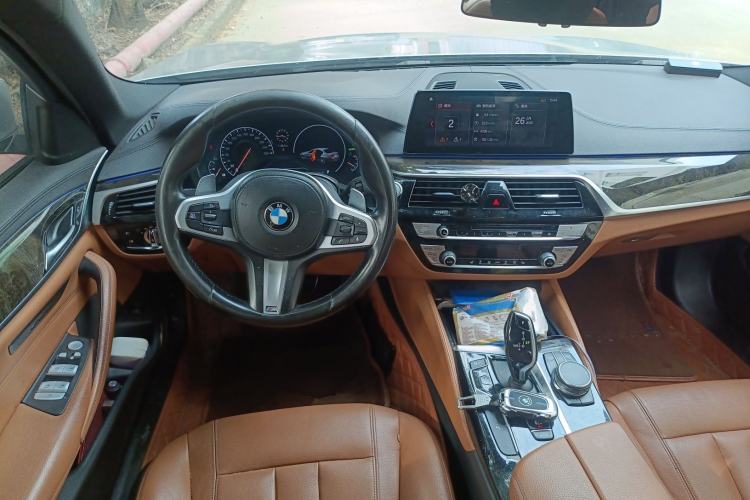 Used BMW 5 Series 2019 530Li Leading Model M Sport Package
