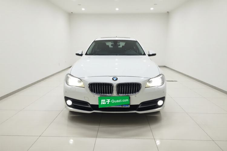 Used BMW 5 Series 2014 528Li Leading Model
