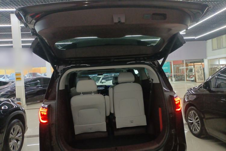 Used Buick GL8 2022 Avenir Aivia Six-Seat Deluxe Edition Trunk