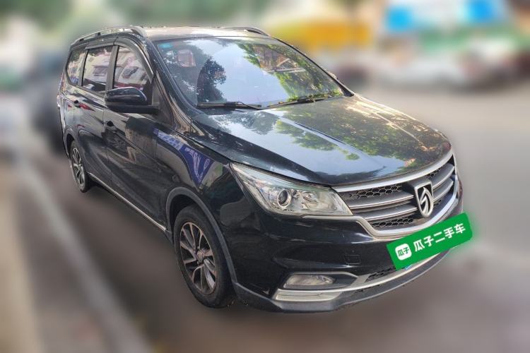 Used Baojun 730 2019 1.5T CVT Fashion Model 7 Seats China V Emission Standard

