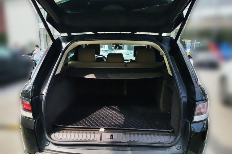 Used Land Rover Range Sport 2014 3.0T V6 Gasoline Version U.S. Specification Trunk