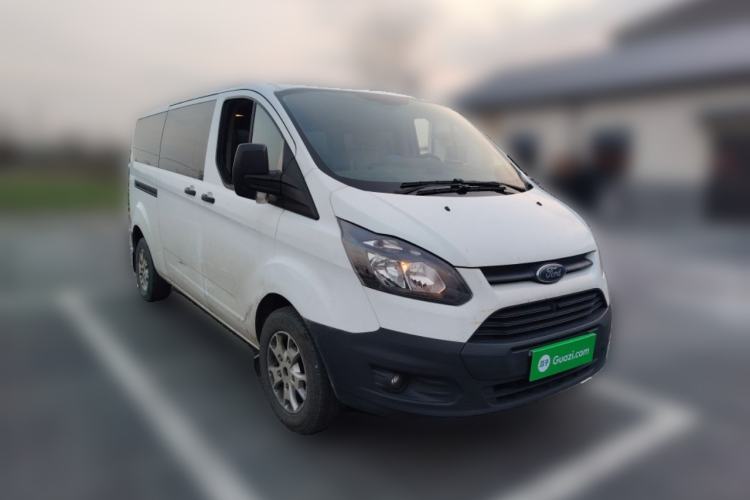 Used Ford Transit 2020 2.0T Gasoline Automatic Multi-Function Commercial Vehicle Mid-axle Low-roof Design with Dual Rear Doors Meeting China VI Emission Standards