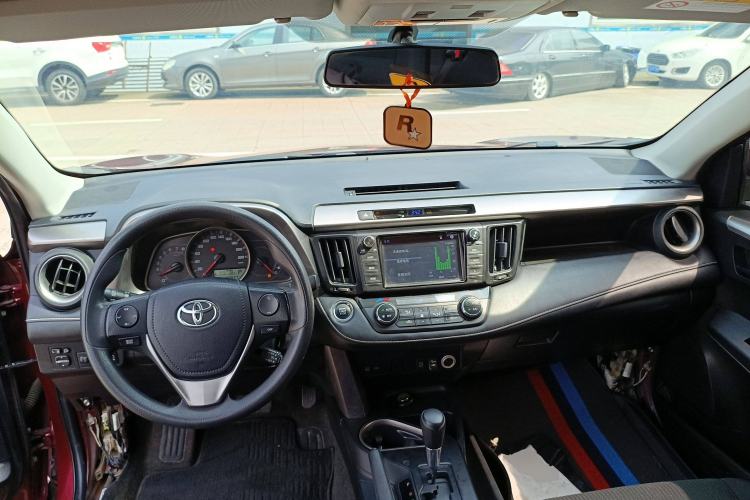 Used Toyota RAV4 2018 2.0L CVT Two-Wheel Drive Fashion X Edition