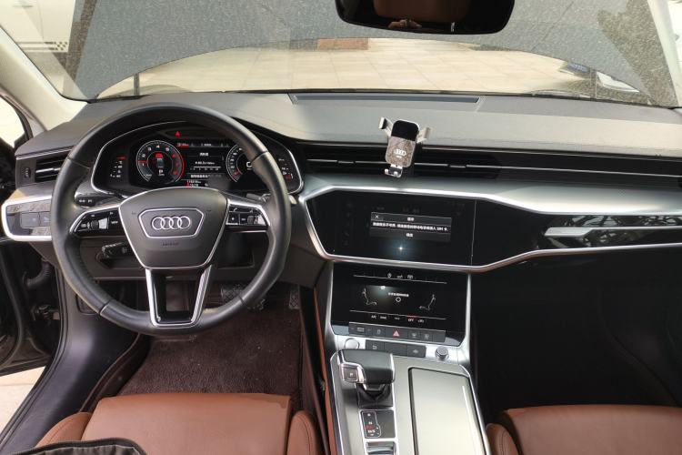 Used Audi A6L 2019 40 TFSI Luxury Prestige Edition Center Console