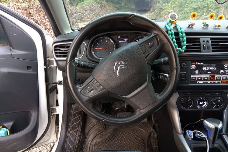 Used Citroen C3-XR 2017 230THP Automatic Pioneer Model