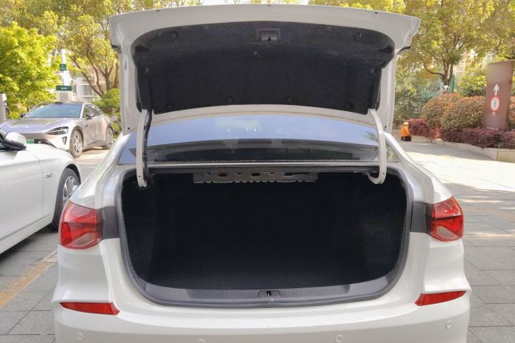 Used Chevrolet Monza 2022 320 Automatic Enjoyment Edition
