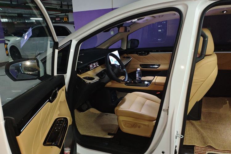 Used GAC Trumpchi E8 New Energy 2025 150km PRO+ Driver Seat