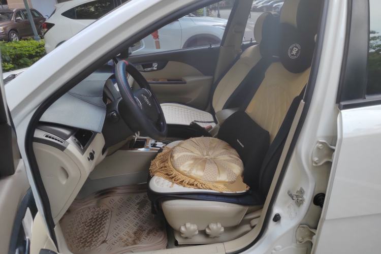 Used Buick Excelle 2015 1.5L Automatic Classic Model
