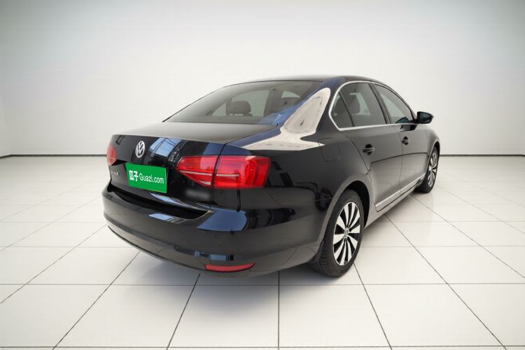 Used Volkswagen Sagitar 2018 1.6L Manual Comfort Model Exterior 5