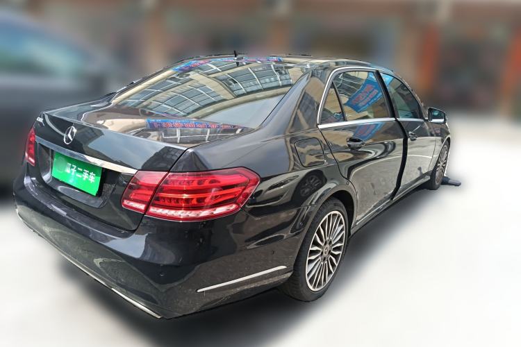 Used Mercedes-Benz E-Class 2015 Facelift E 260 L Luxury Edition
