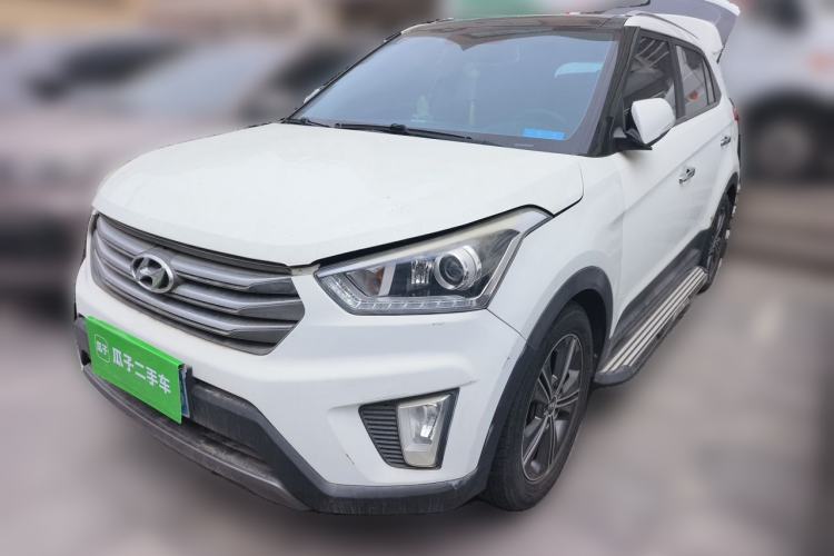 Used Hyundai ix25 2015 1.6L Automatic Two-Wheel-Drive Deluxe DLX Model