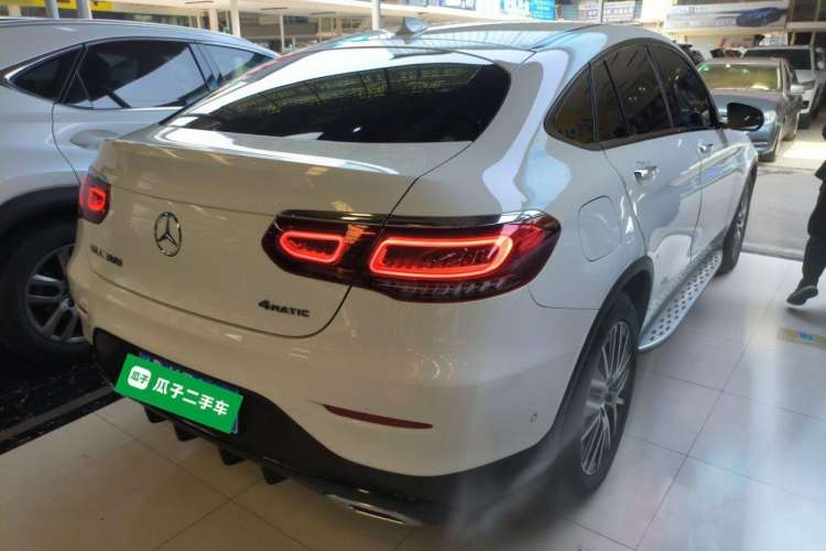 Used Mercedes-Benz GLC Coupe 2020 GLC 300 4MATIC Coupe SUV
