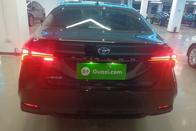 Used Toyota Avalon 2022 Dual-Engine 2.5L Luxury Edition
