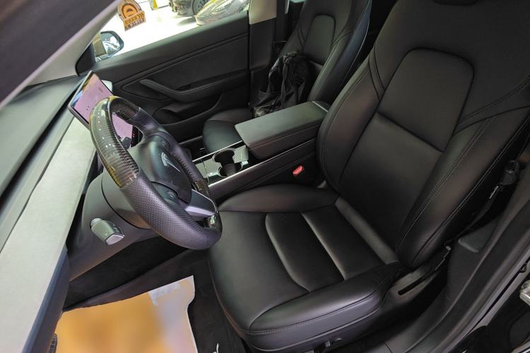 Used Tesla Model 3 2019 Long-Range All-Wheel-Drive Version