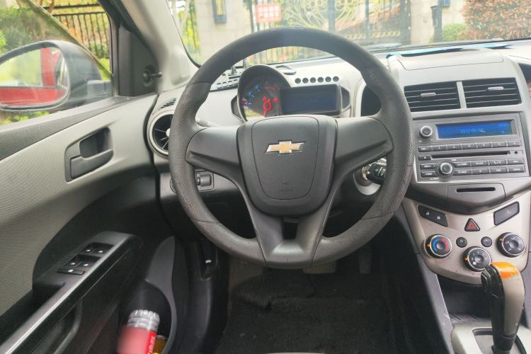 Used Chevrolet Aveo Sonic 2011 Sedan 1.4L Automatic SL
