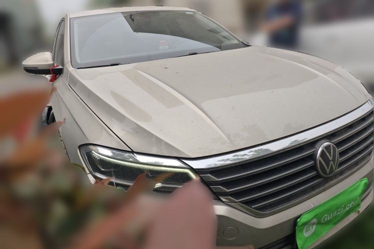 Used Volkswagen Lavida 2022 1.5L Automatic Vision Edition Front Right 45 Deg