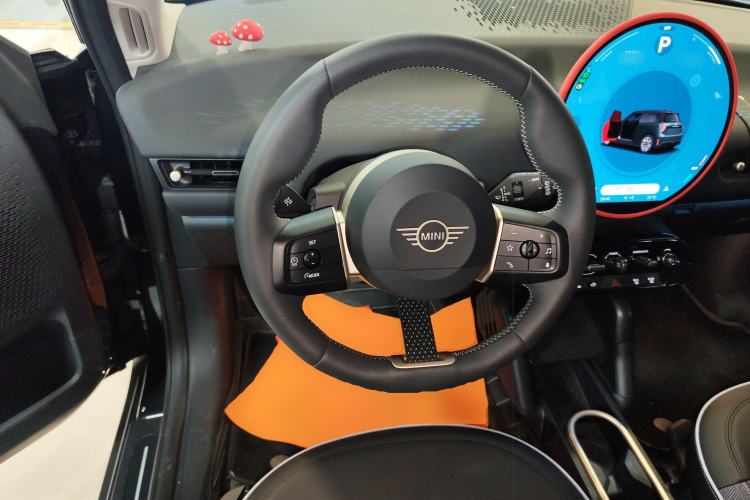 Used MINI Electric MINI COOPER 2024 456km COOPER E Classic Edition