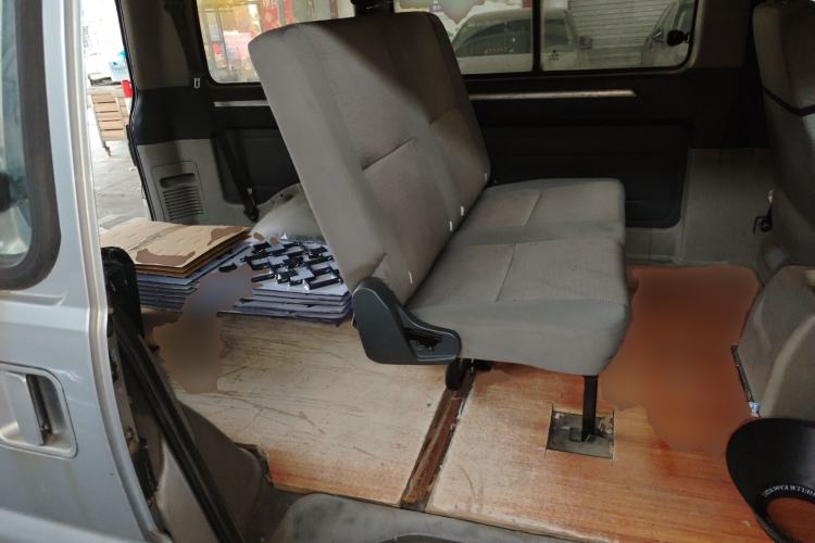 Used FORTHING Lingzhi 2016 V3 1.5L 7-Seater Standard Model China V Emission Standard
