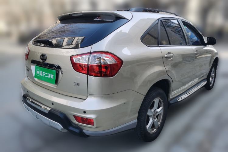 Used BYD S6 2013 Jingyue Edition 2.0L Manual Luxury Model 5 Seats