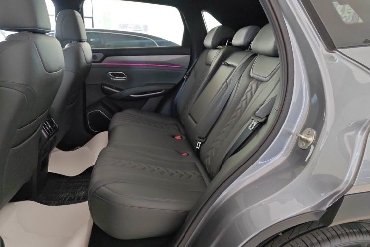 Used BYD Song L DM-i 2025 Intelligent Driving Version 160 km Beyond-Range Type
