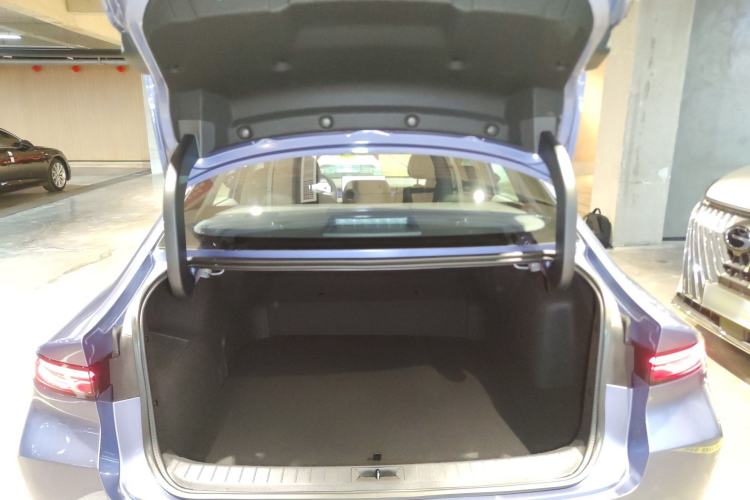 Used Nissan N6 2026 Model 180 Max Trunk