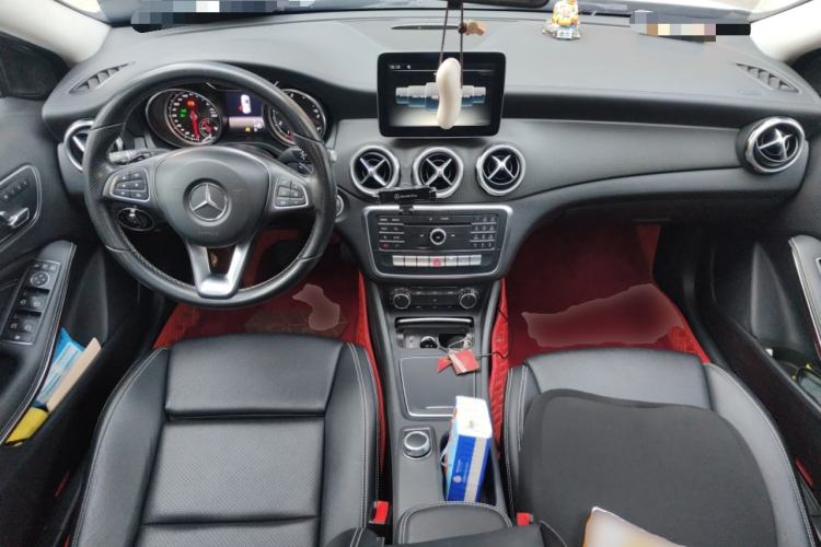 Used Mercedes-Benz GLA 2017 GLA 200 Fashion Model
