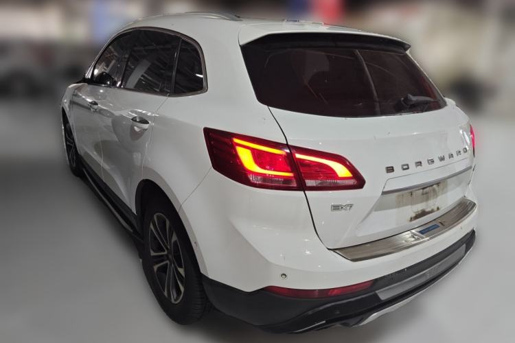 Used BORGWARD BX7 2016 28T Two-Wheel Drive Luxury Version 5 Seats