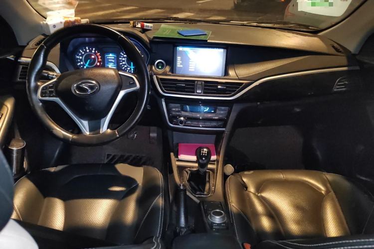 Used Soueast V5 Lingzhi 2015 Plus 1.5L Manual ZhiZun Version
