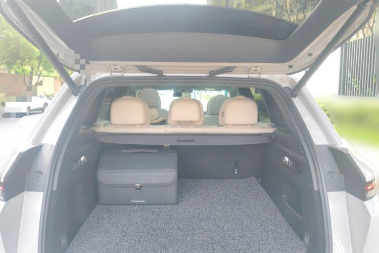 Used Li Auto L6 2024 Pro Model
