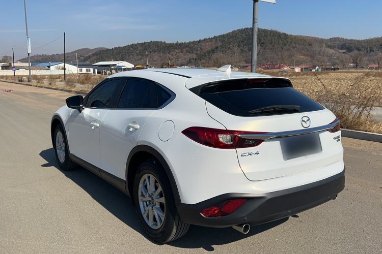 Used Mazda CX-4 2018 2.0L Automatic Two-Wheel Drive Blue Sky Dynamic Version China V Standard