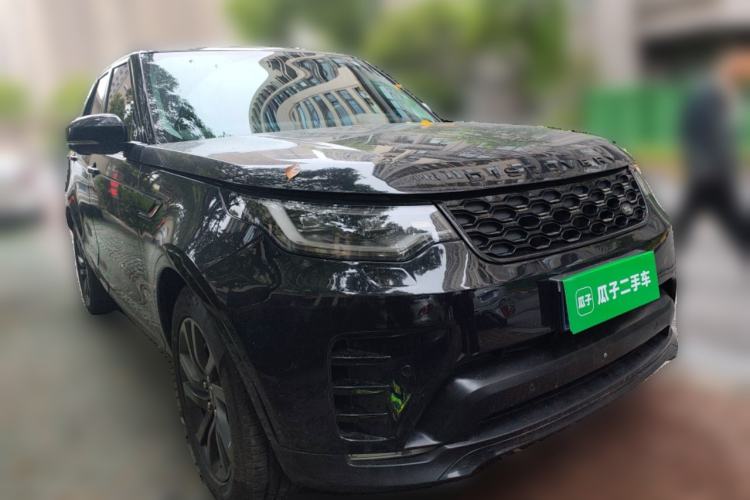 Used Land Rover Discovery 2021 360 PS R-Dynamic S Front Right 45 Deg