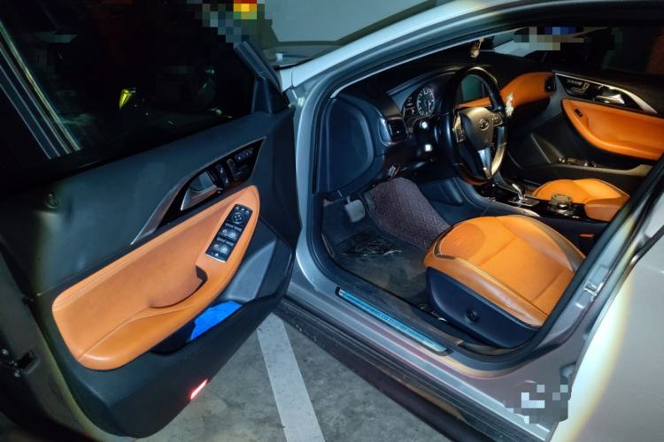 Used Infiniti QX30 2017 2.0T Four-Wheel Drive Sport Edition