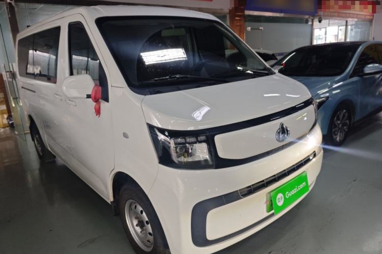 Used CHANGAN KAICHENG Ruixing EM60 2025 Passenger Version Comfort Edition 6 Seats 300 km Range Side-Hinged Doors Front Right 45 Deg