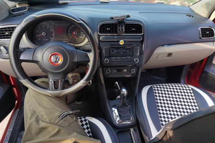 Used Volkswagen Polo 2011 1.6L Automatic ZhiKu Edition