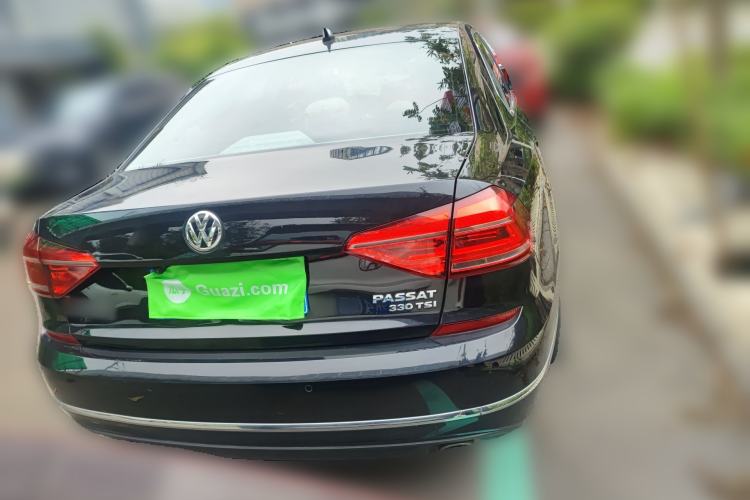 Used Volkswagen Passat 2016 330TSI DSG Luxury Edition Rear