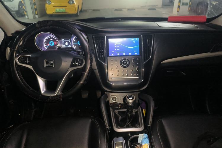 Used Zotye SR7 2016 1.5T Manual Cube Road Edition China IV Standard