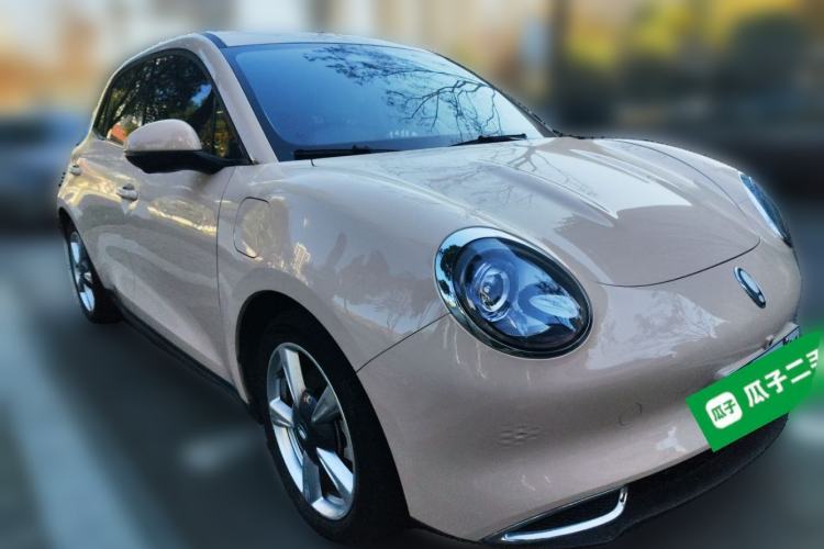 Used ORA Good Cat 2023 401 km Standard Range Prestige Version Lithium Iron Phosphate Front Right 45 Deg