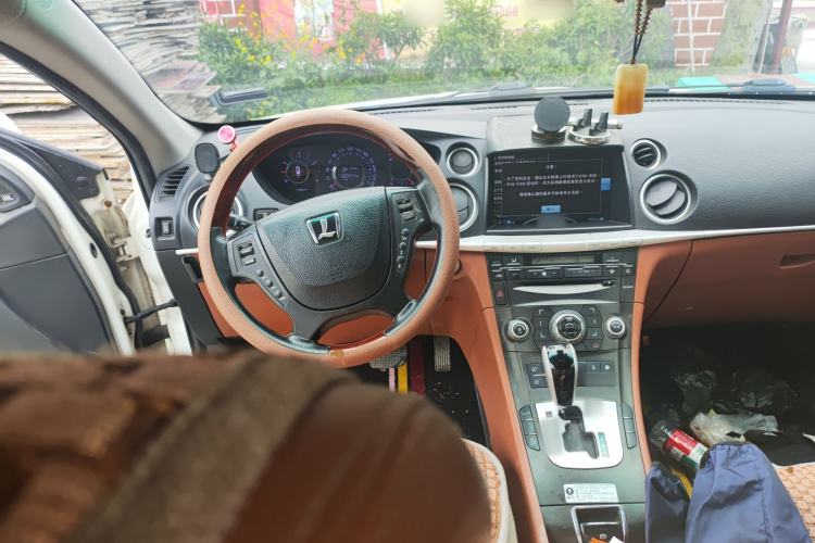 Used Luxgen Great 7 SUV 2013 Limited-Edition Sharp Model 2.2T Two-Wheel-Drive Smart Version Steering Wheel