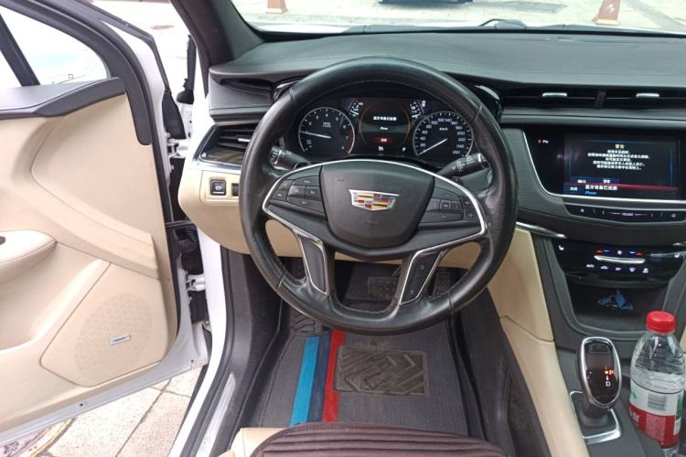 Used Cadillac XT5 2018 25T Luxury Model