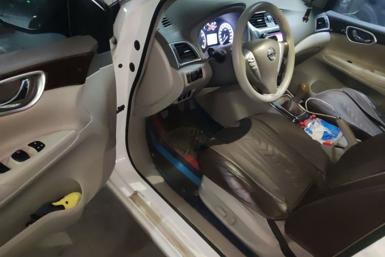 Used Nissan Sylphy 2012 1.6 XL Manual Luxury Edition Driver Seat